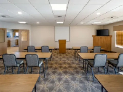 Best Western Yellowstone Crossing Hotels in Laurel