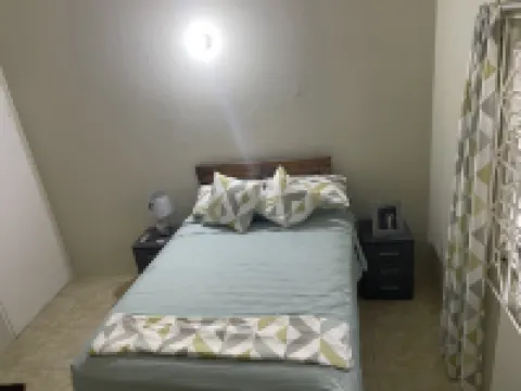 2 bedroom Bunglow in a gated community Hotels in Falmouth