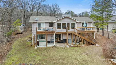 The Dock @ Loch Lomond: Lake - Hot Tub - Golf - Bike