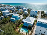 Private Pool Sleeps 18. 2Min Walk to Beach. Free Beach Set Ups Plenty of Beach! - Swimmingpools