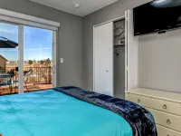 Spacious Modern Gorgeous Mountain Views Fort Carson Fire Pit! Hotels in Security-Widefield