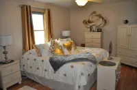 Clear Lake Waterfront Home! Dream Home, enjoy the good life!