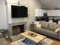 Brand New Luxurious Town Home, 600 Feet To Englewood Beach