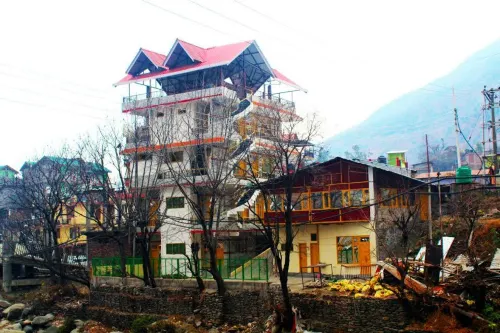 Hotel Aaditya Hotels in Bandrol