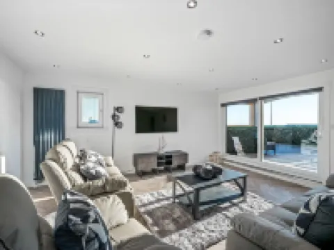 Luxury Apartment with Sea Views Balcony Hotels in Arbroath