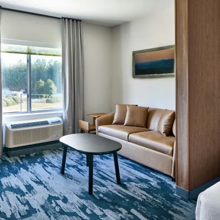 Fairfield Inn & Suites Cornelia Отели в г. Корнелия