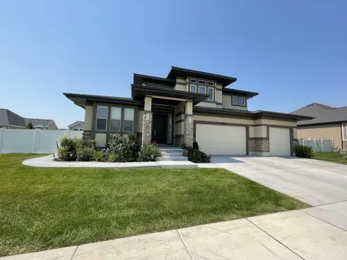 Luxury Basement Apartment with Private Access.