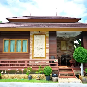 Baan Saranrom