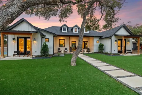 -NEW-Downtown DRIP  Pool/Spa/Golf/Pickleball/30Guests Hotel a Dripping Springs