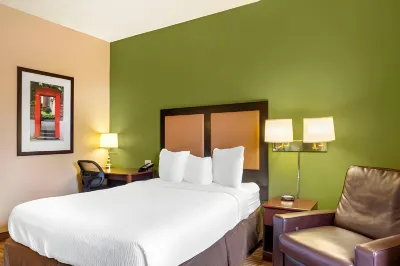 MainStay Suites Chicago Hillside Hotels in Hillside