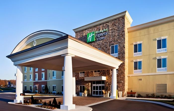 Holiday Inn Express & Suites CHARLOTTE SOUTHEAST - MATTHEWS by IHG
