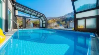Romain Pension - Pools