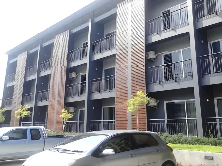 Pocket Park Minitel Отели в г. Mueang Chaiyaphum