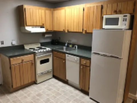 Ski In/Out at SugarloafShort Walk or Shuttle to Bars and Base AreaSleeps 4