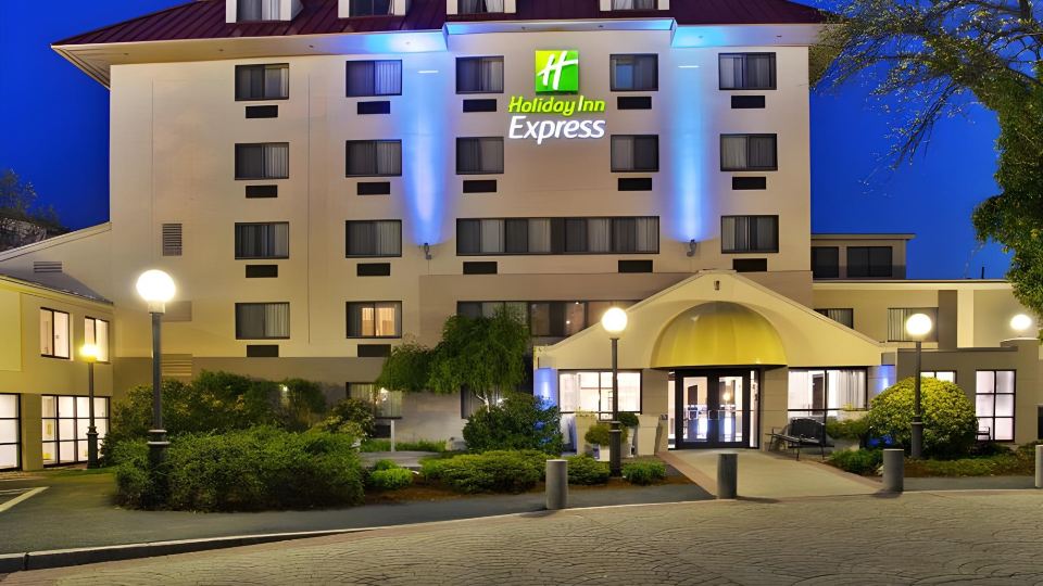 Holiday Inn Express BOSTON-WALTHAM by IHG