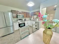 Charming 2-bedroom house in The Colony with WiFi, AC