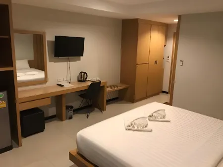 The Royal Ville Residence Отели рядом с достопримечательностью «Buddha Park Luang Pu Sot»