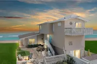 TURTLE'S EGGS BEACH FRONT UNIT#1 Hotels near Hammock Trail