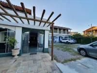 Pousada Recanto Verdes Mares Hotels near Farol Beach
