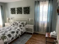 Family home in the Elmwood Village - balcony