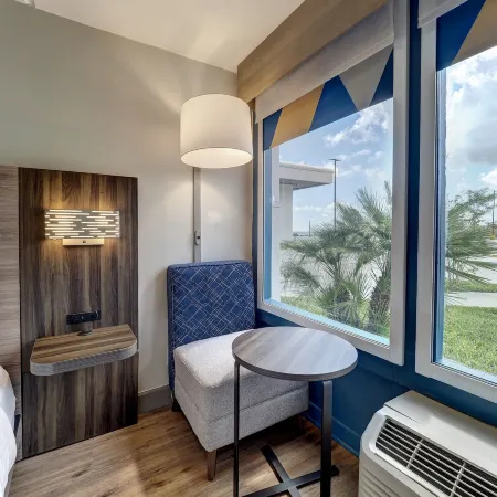 Holiday Inn Express CORPUS CHRISTI - BEACHFRONT by IHG Hotels in Nueces County