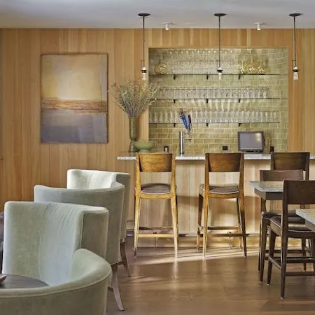 Green Mountain Suites Hotel
