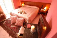 Hotel San Gerolamo Hotel dekat Borgo di Arnosto