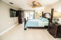 Gran Kaymen Oasis: Pool, Spa/Mini-Golf/White Sand Beach/Pet Friendly/Nov Special