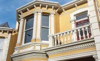 Star Struck on Stuart