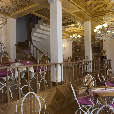 Hotel des Etrangers - Special Category