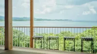 Yawn Yard Kouri Island - romantici