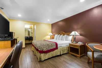 Rodeway Inn Hotels near Trident University