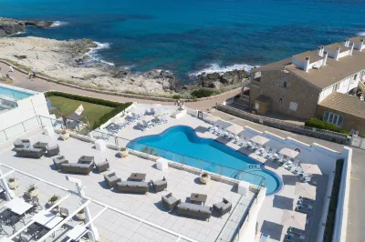 HSM Regana - Adults Only Hotels near Cala Agulla