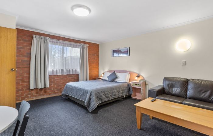 Martin Cash Motel