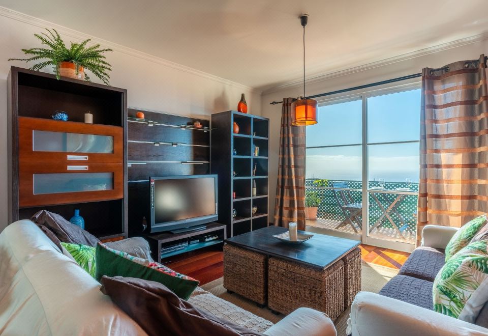 Barcelos Apartment - Hizvo