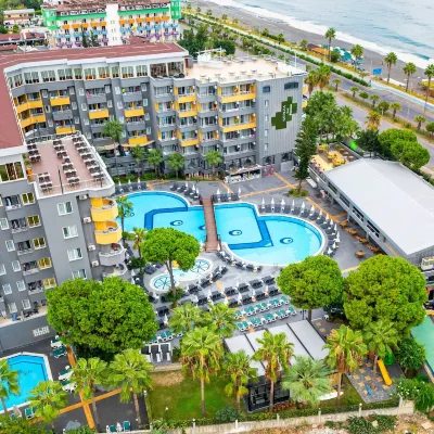 Senza Grand Santana Hotel Hotels near Alanya Harbour