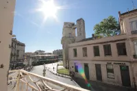 Hôtel des Arts, Artisanal et Indépendant