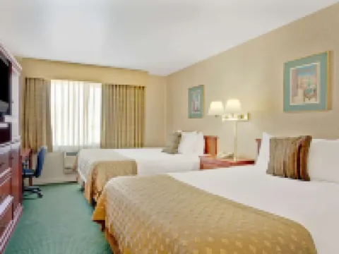 Ramada by Wyndham Draper Hotels in Draper