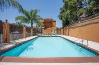Express Inn & Suites Ontario Airport Hotels in Upland