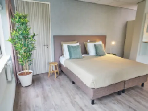 アムラス アパート ホテル スキポール バトフーヴェドルプ バドフーフェドルプのホテル