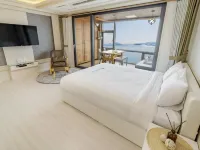 Yeosu Sunset Hostel and Pension Hotels near Dolsan-eup