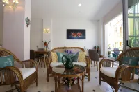 アタチェシメ オテル