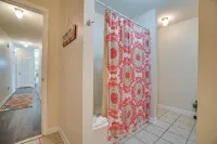Panama City Beach House - Crystal Tides by Panhandle Getaways Hotel di Sunnyside