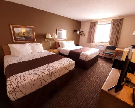 Star of the Lakes Hotels in Becker County