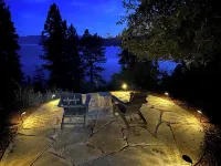 Lake Getaway in Sandpoint with Hot Tub