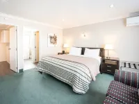 Strathern Motor Lodge Hotels near Papanui Road