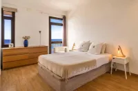 อพาร์ทเม้นท์มอนูเมนทัล 712 ระเบียงวิวทะเล โรงแรมใน