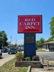 Red Carpet Inn Garfield Heights - Parkplatz