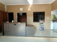 آيرا ليفينج