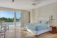 Magnificent 5BR Modern Tropical Villa With Pool